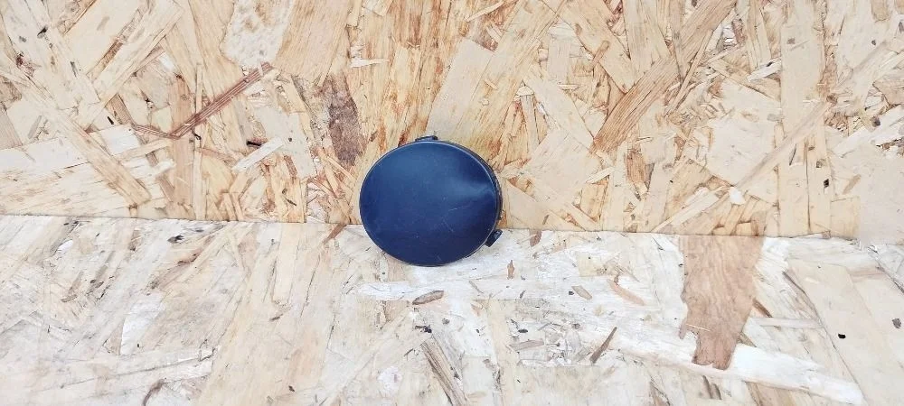 Заглушка буксир. крюка перед. Ford Focus II рестайлинг (2007—2011)