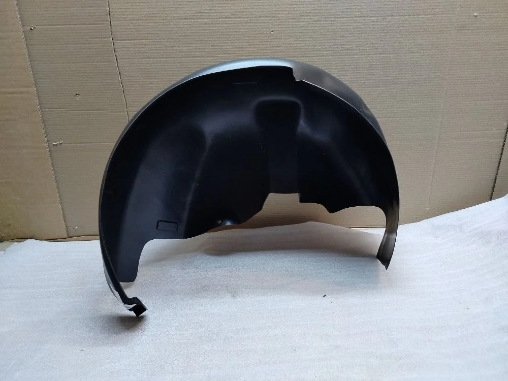 Подкрылок (локер) зад.лев. Renault Logan I (2004—2009)