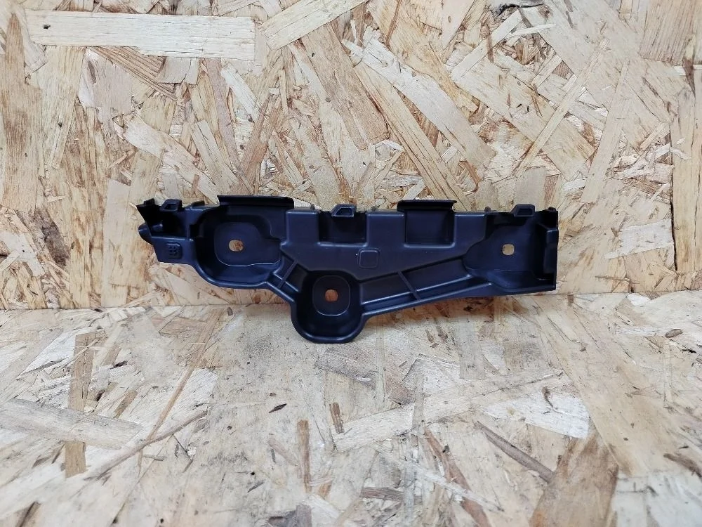 Кронштейн бампера пер. прав. Renault Logan II (2012—2018)