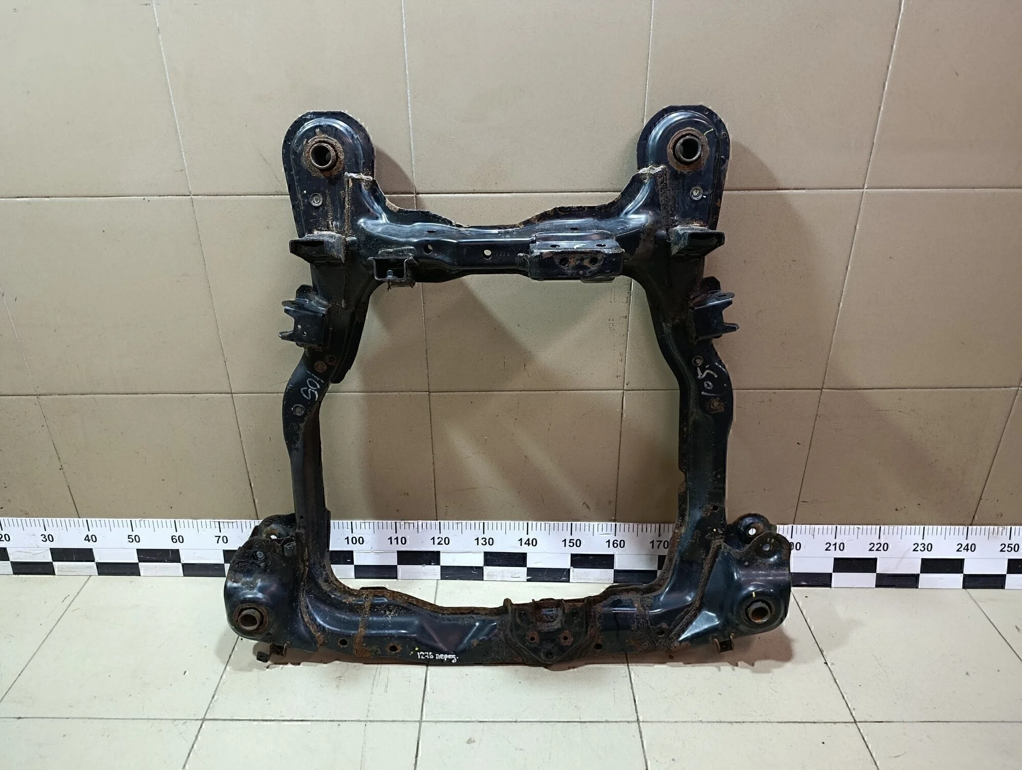 Балка подмоторная Tucson 2004-2010