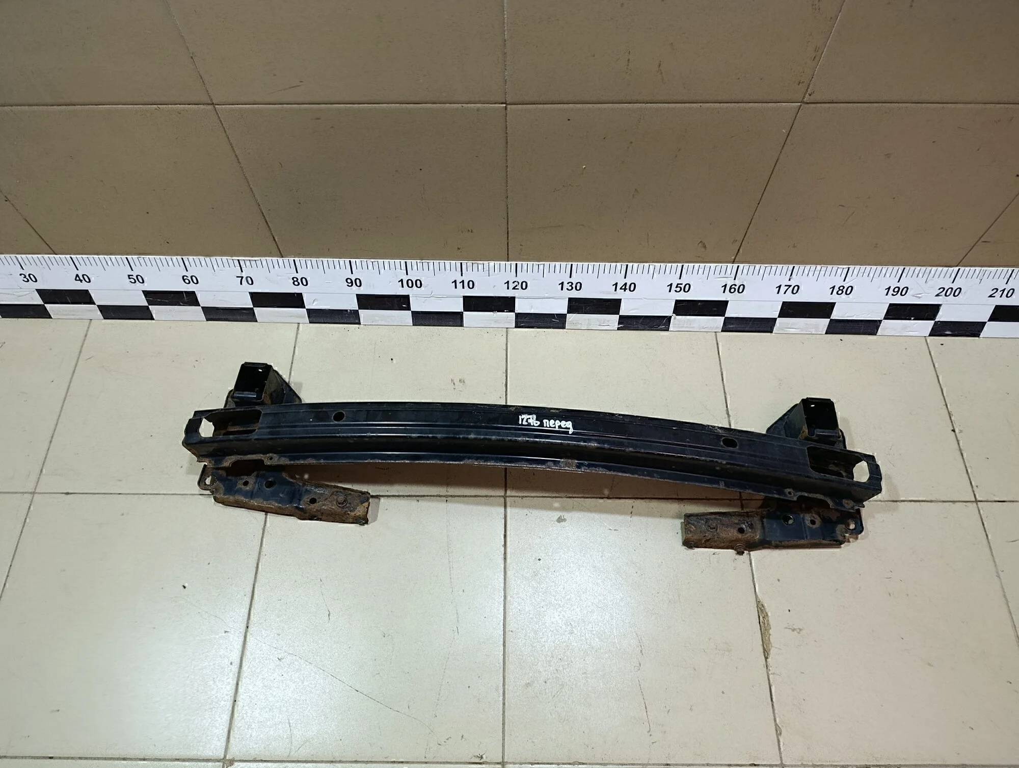 Усилитель переднего бампера Tucson 2004-2010