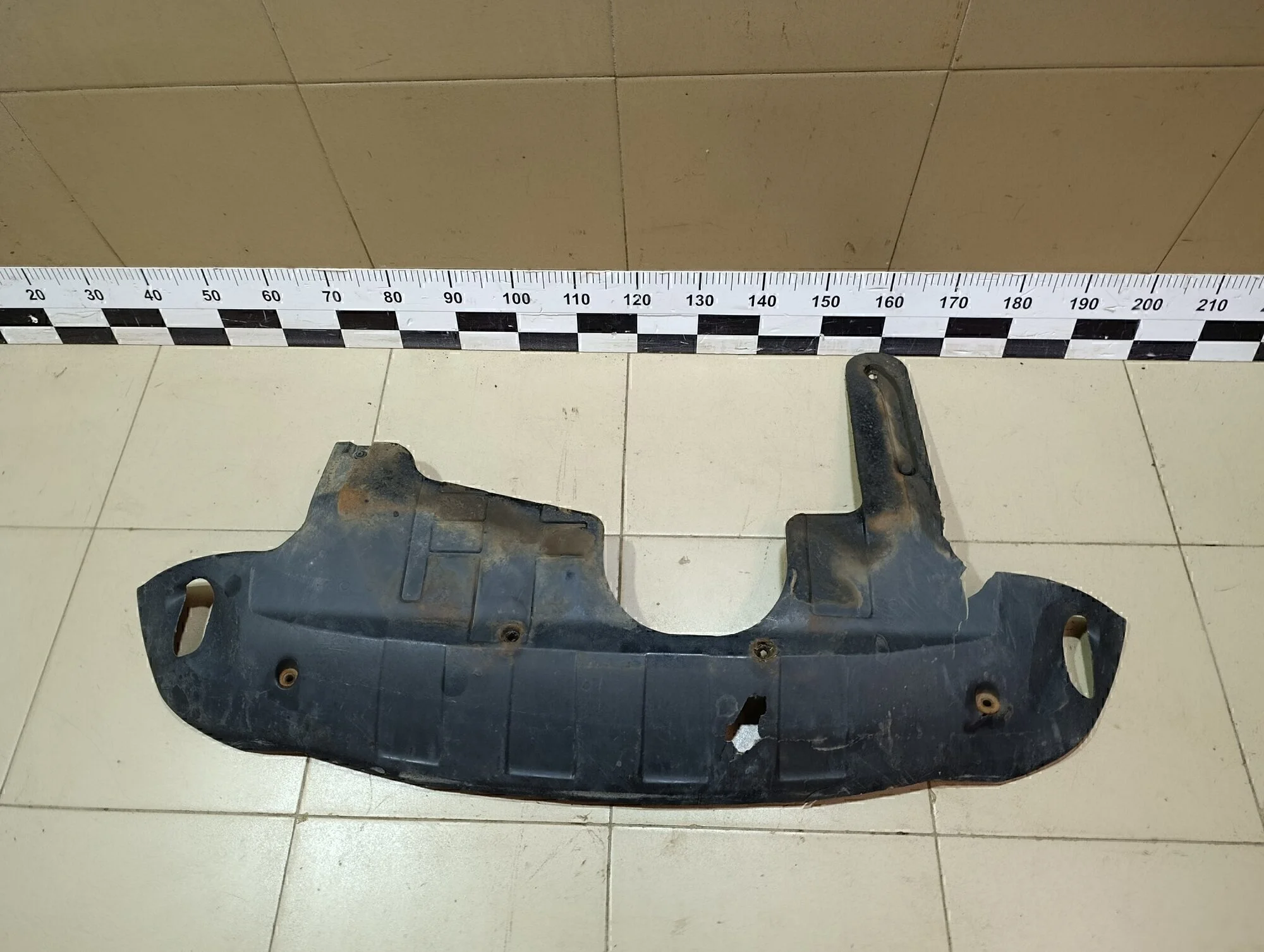 Пыльник двигателя центральный Tucson 2004-2010