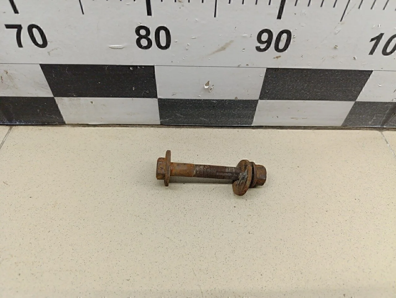 Болт развала задних колес ASX 2010-2016