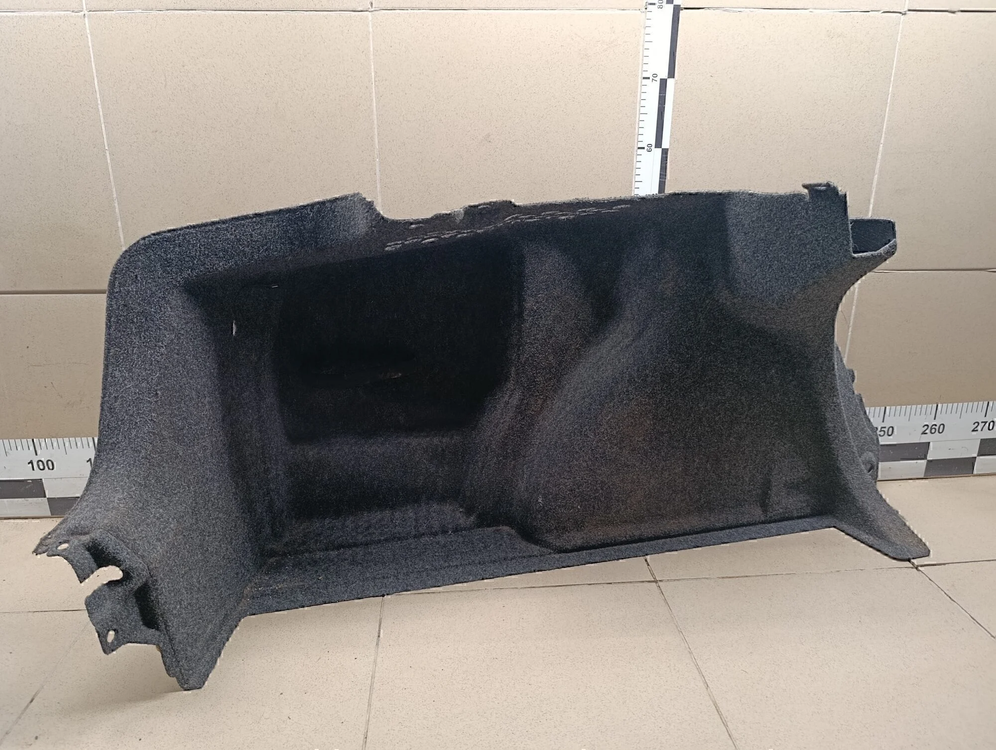 Обшивка багажника Jetta 2006-2011