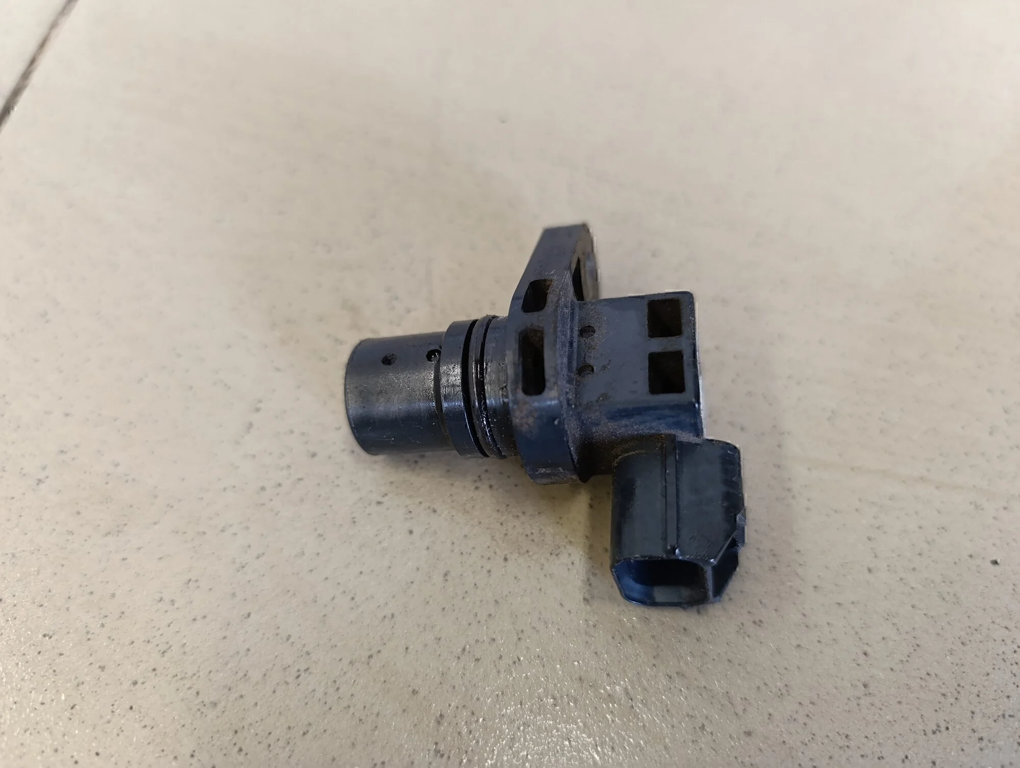 Датчик положения распредвала ASX 2010-2016