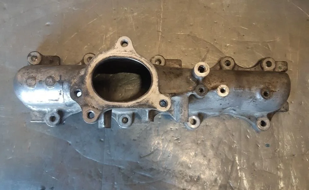 Коллектор впускной Nissan Pathfinder III рестайлинг (2010—2014) 2012 KL0 - SILVER METALLIC