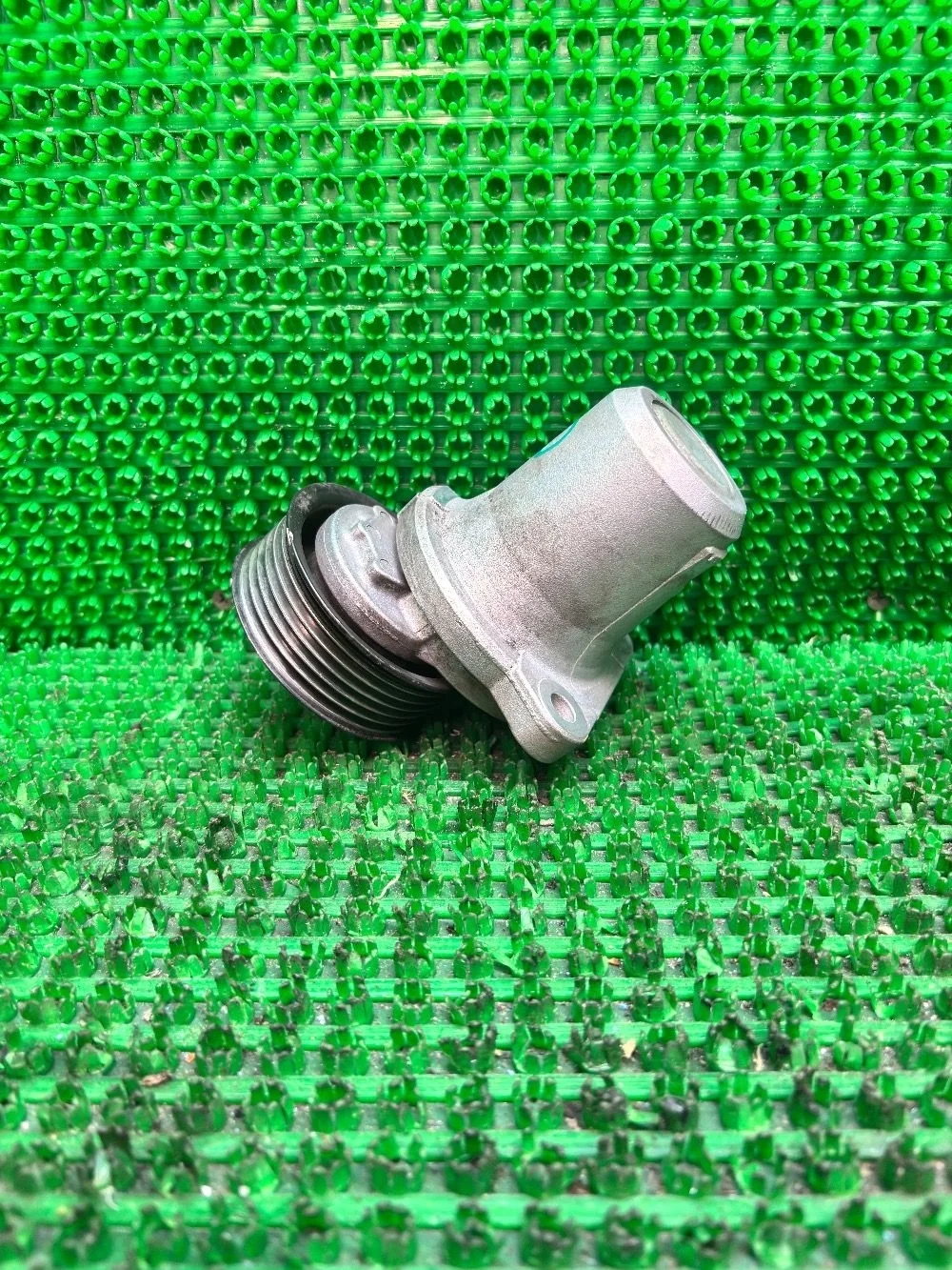 Ролик натяжитель Мазда 3 БК 3 BK рестайлинг (2006—2009) В наличии