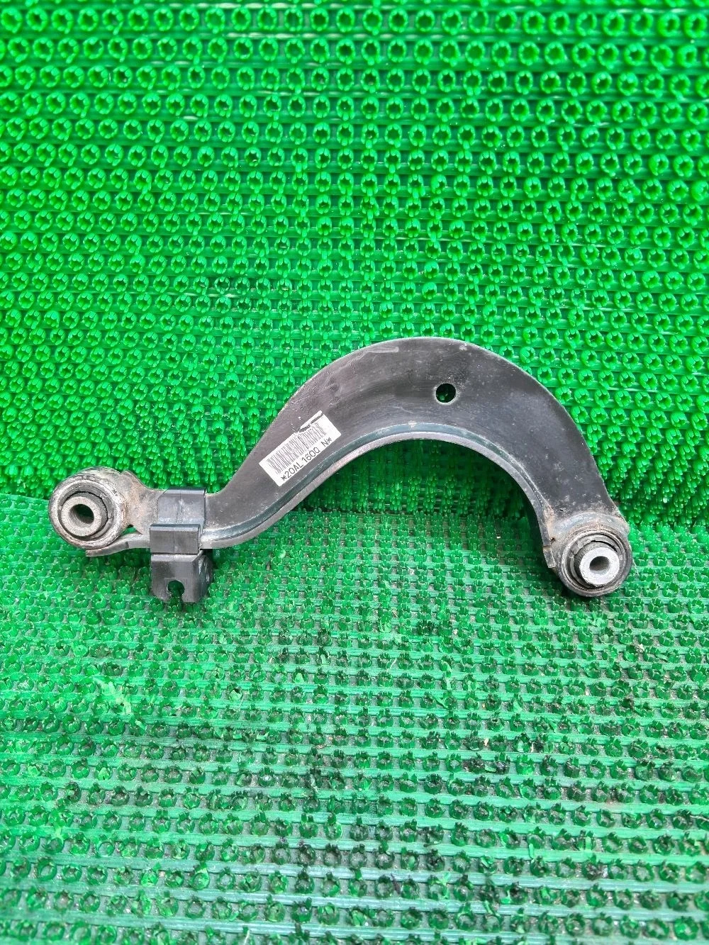 Рычаг подвески верхний 1K0505323N Jetta V (2005—2011) В наличии