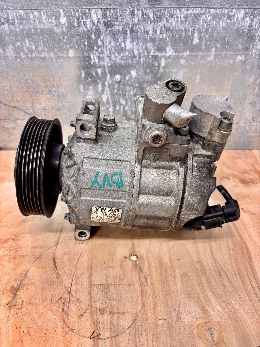 Компрессор кондиционера Volkswagen Passat Golf Passat B6 (2005—2010) В наличии