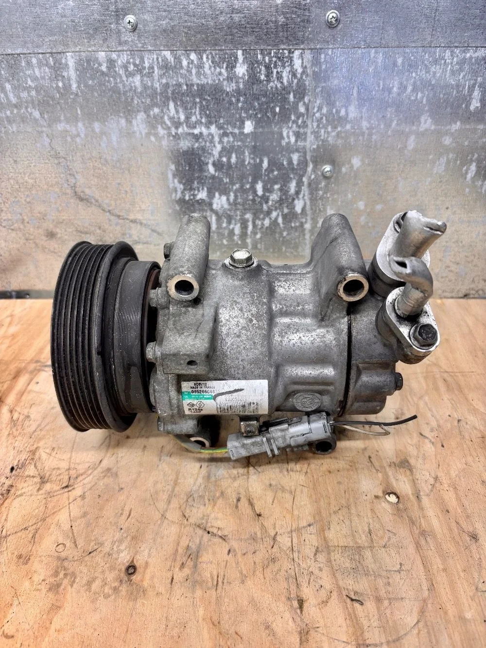 Компрессор кондиционера Renault Clio Kangoo Clio III (2005—2009) В наличии