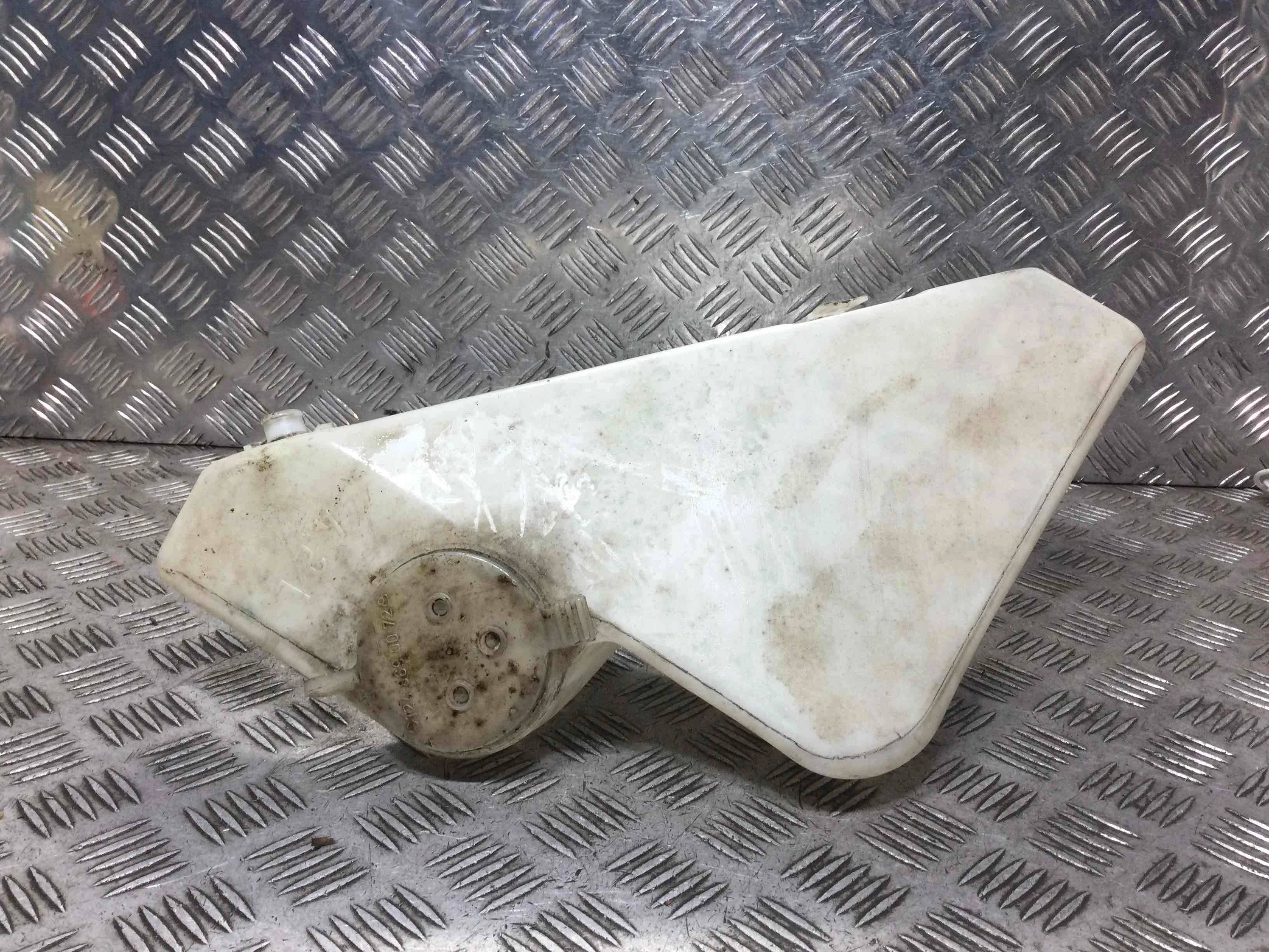 Бачок омывателя Mercedes A-klasse W168 (1997-2001) бензин 1.6 i Автомат Х/б