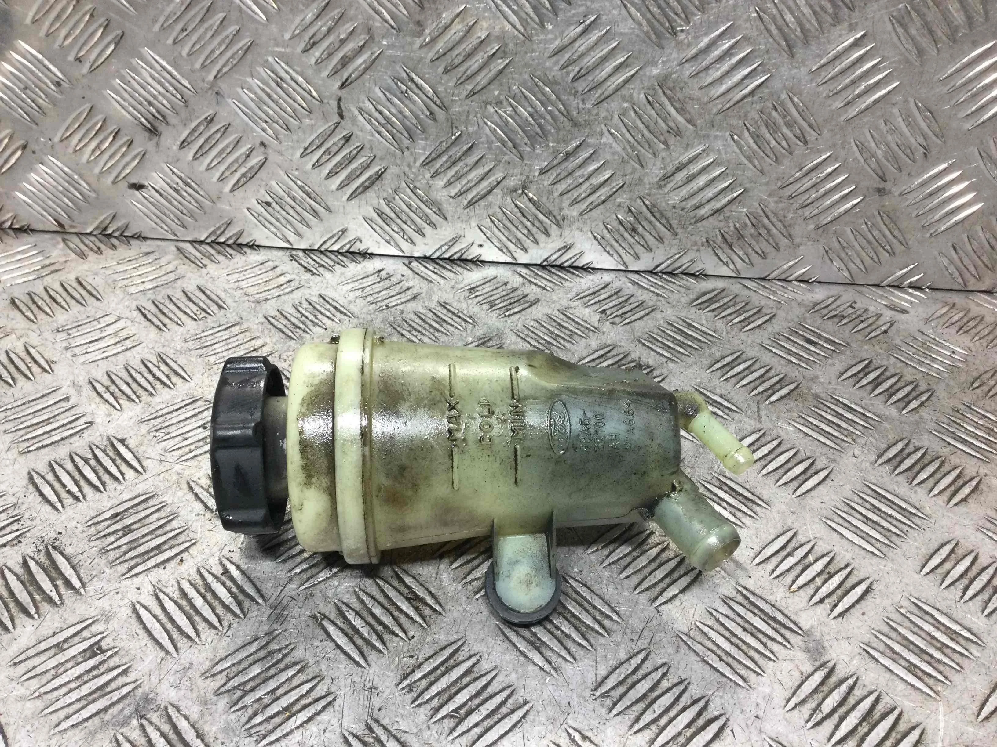 Бачок гидроусилителя Ford Focus 1 поколение [рестайлинг] (2001-2005) бензин 1.8 i Механика Х/б