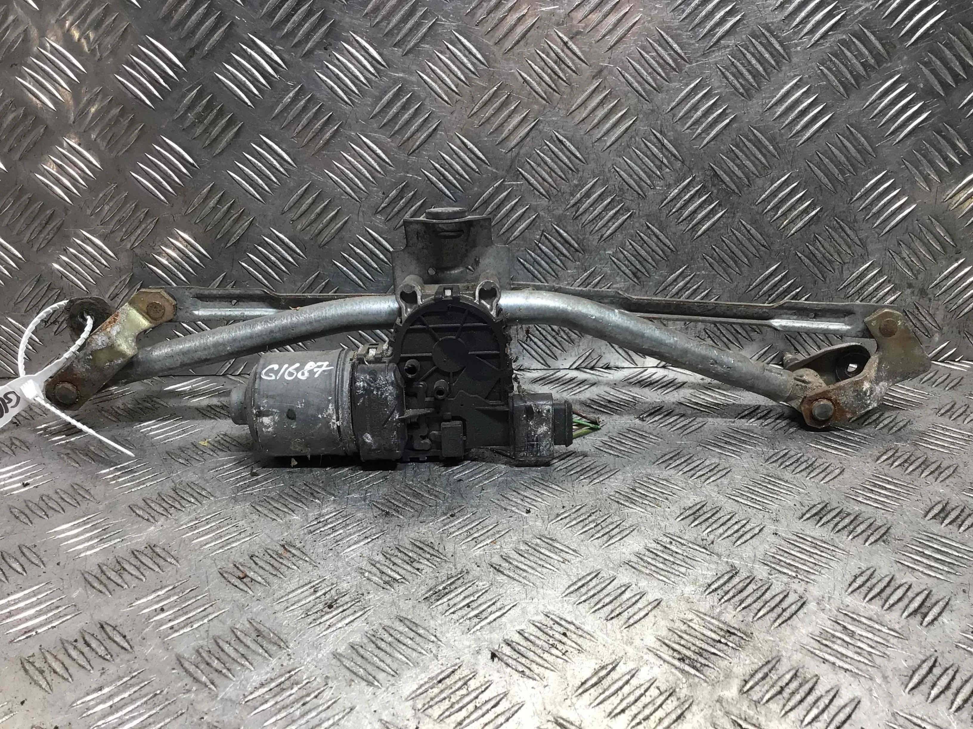 Механизм стеклоочистителя (трапеция дворников) Volkswagen Polo 4 поколение (2001-2005) дизель 1.4 TDI Механика Х/б