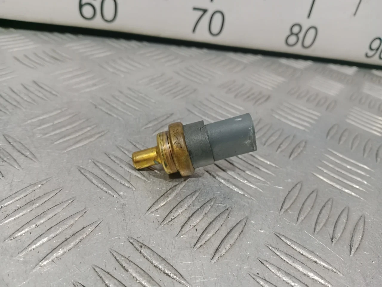 [Б/У] Датчик температуры охлаждающей жидкости [Код: 00632452 ]