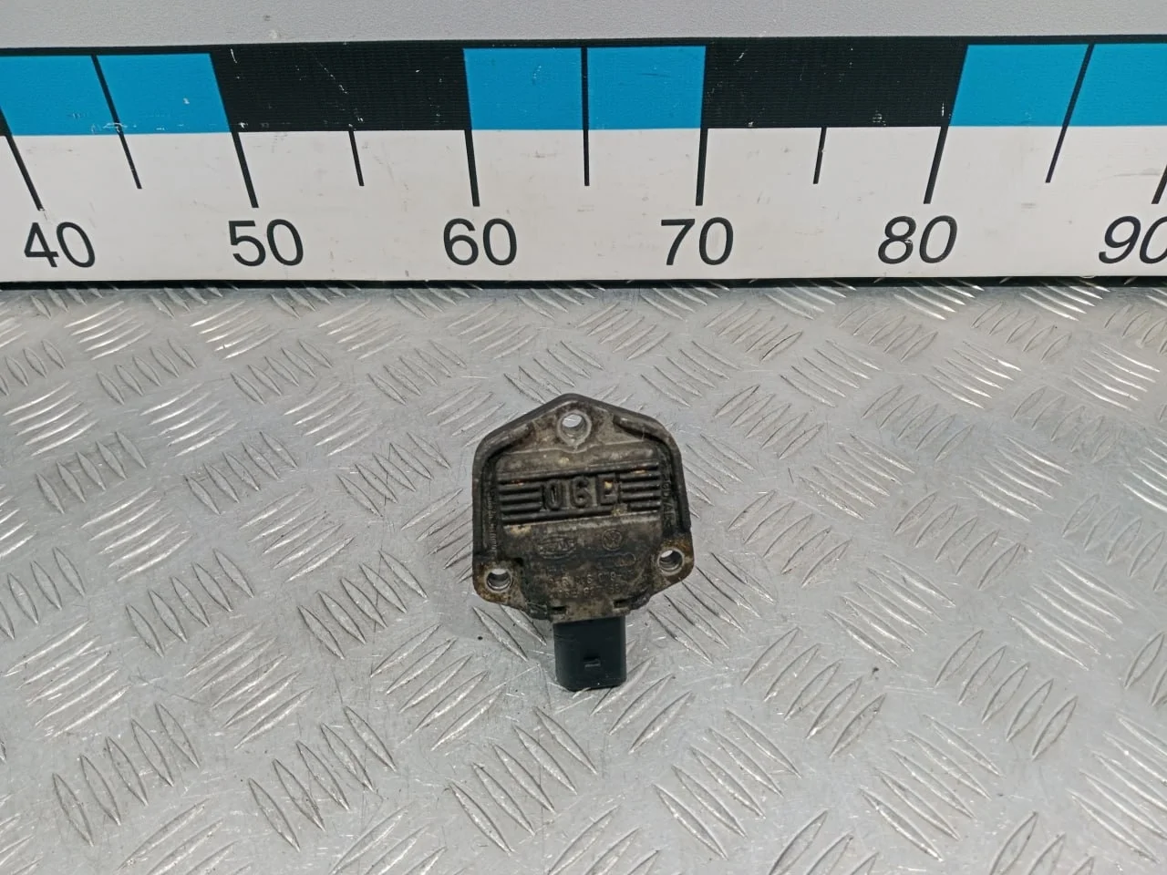 [Б/У] Датчик уровня масла [Код: 00632768 ]