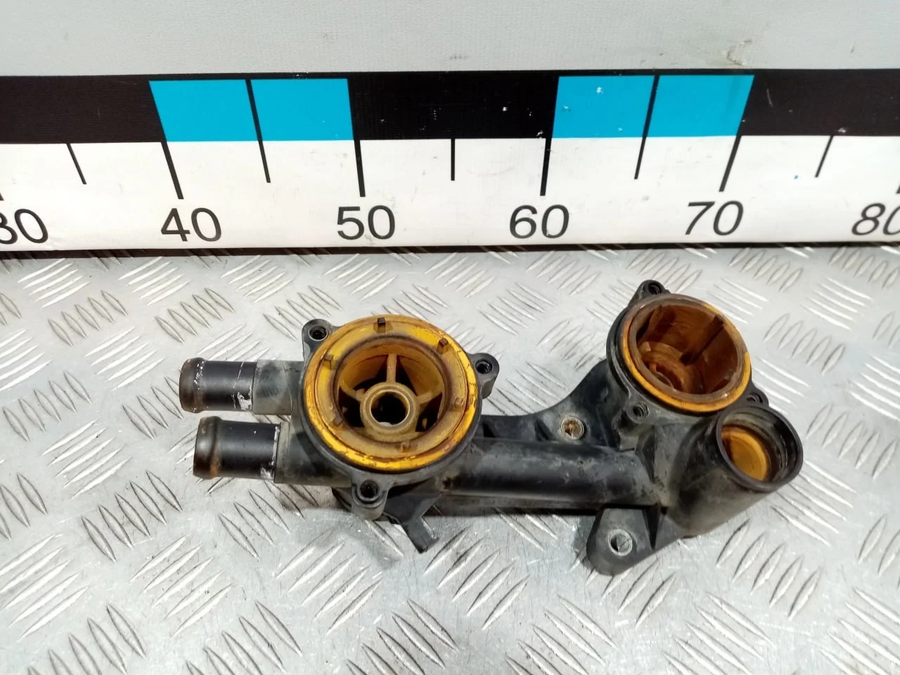 [Б/У] Корпус термостата [Код: 00632734 ]