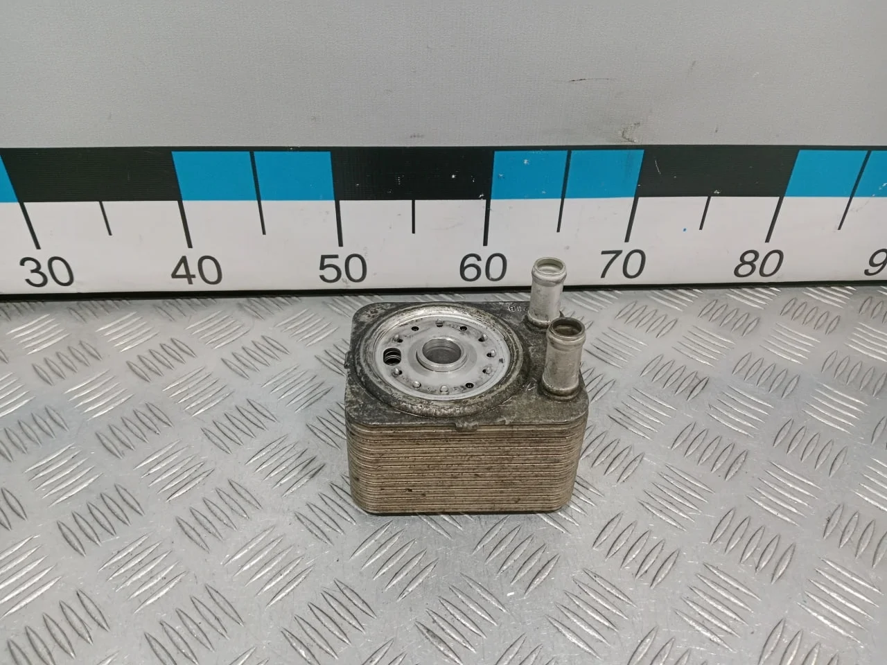 [Б/У] Радиатор масляный VAG [Код: 00632374 ]