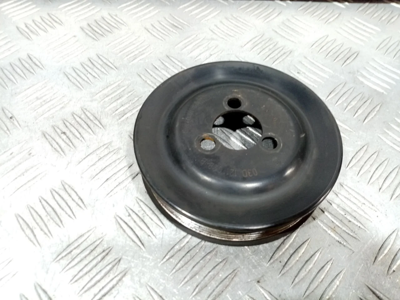[Б/У] Шкив водяного насоса [Код: 00632745 ]