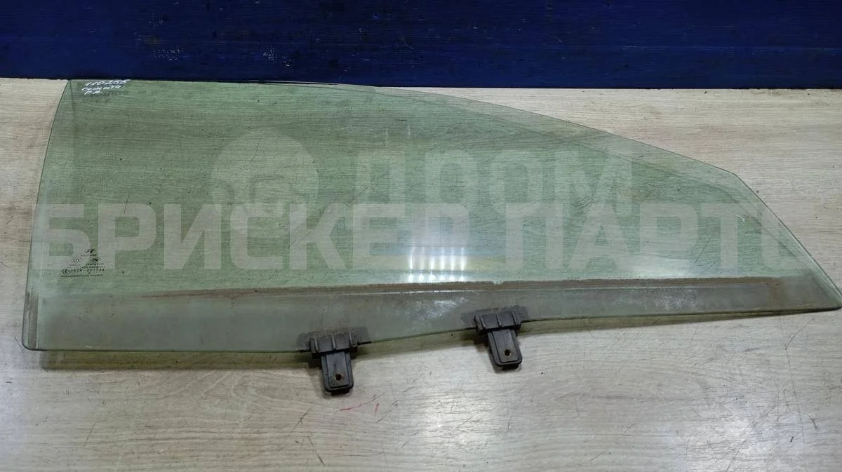 Стекло двери передней Хендай Соната 4  (EF)