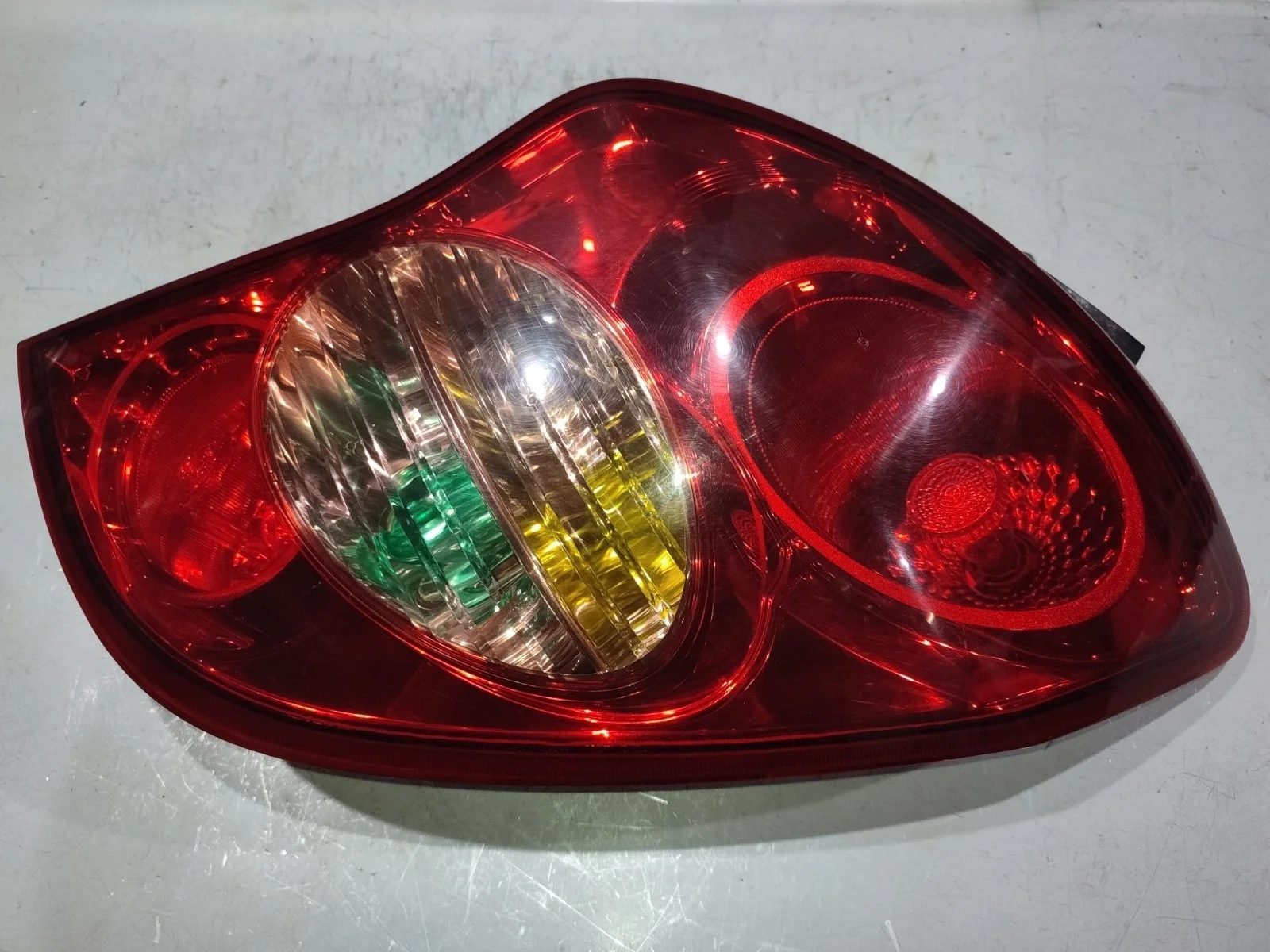 Фонарь SsangYong Actyon 2012 C200