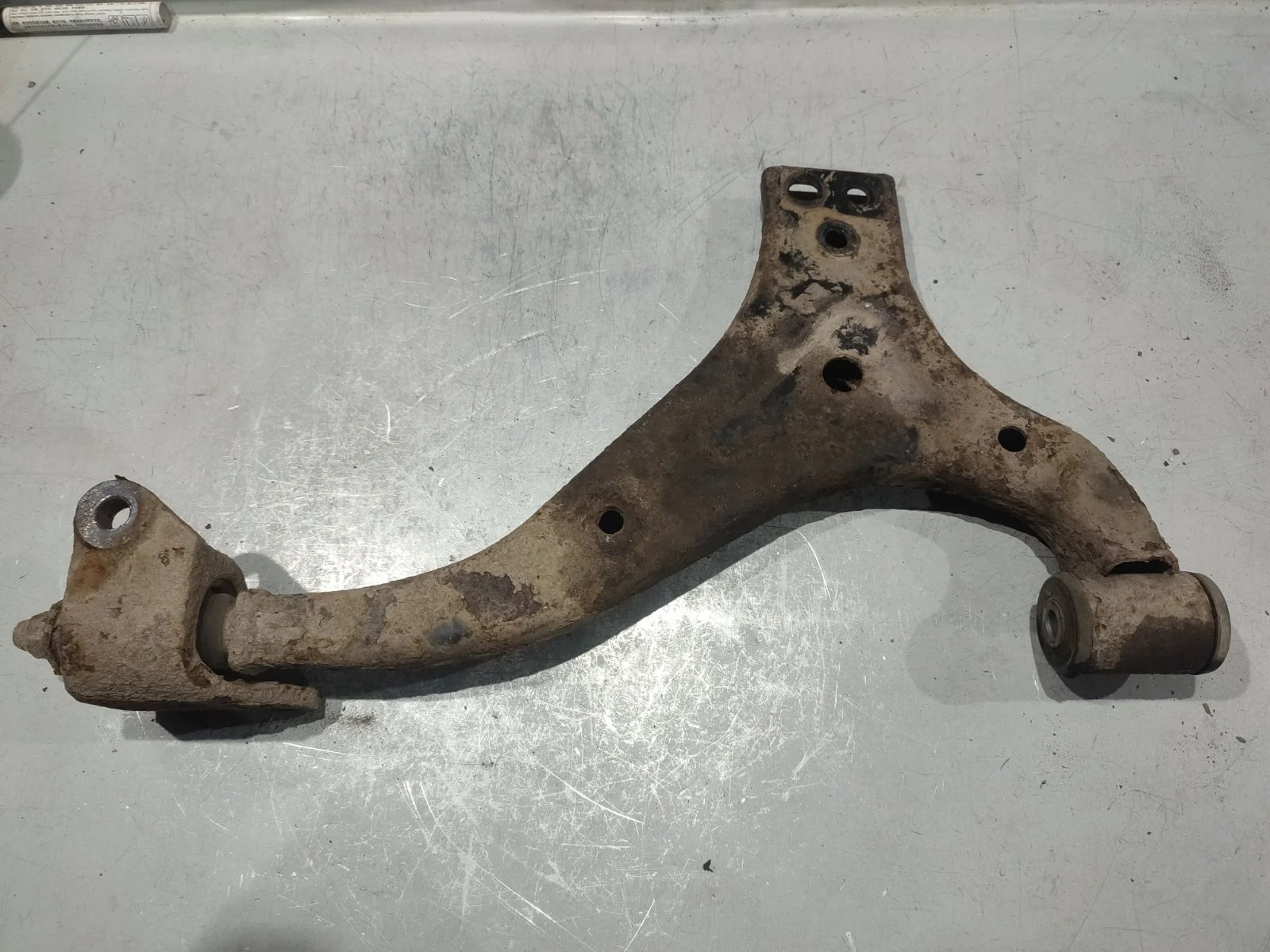 Рычаг подвески SsangYong Actyon 2012 C200