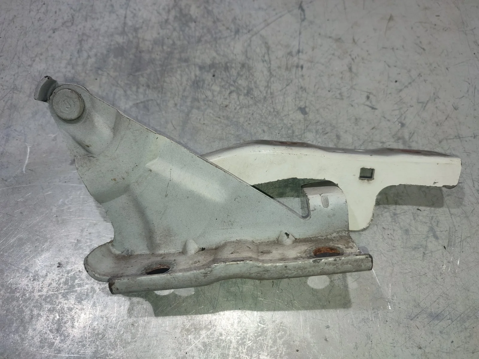 Петля капота SsangYong Actyon 2014 C200