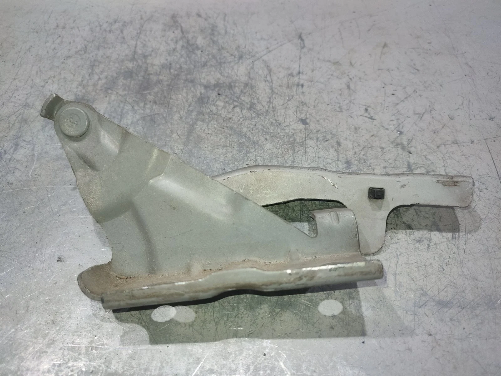 Петля капота SsangYong Actyon 2012 C200