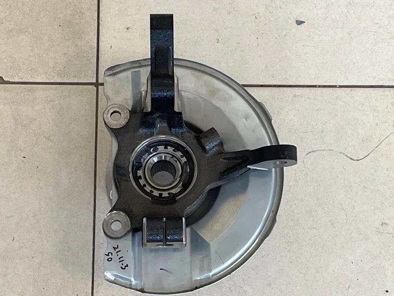 КУЛАК ПОВОРОТНЫЙ MITSUBISHI OUTLANDER XL 2006 2007 2008 2009 2010 2011 2012 3870A008 GA1W 4B10, передний правый