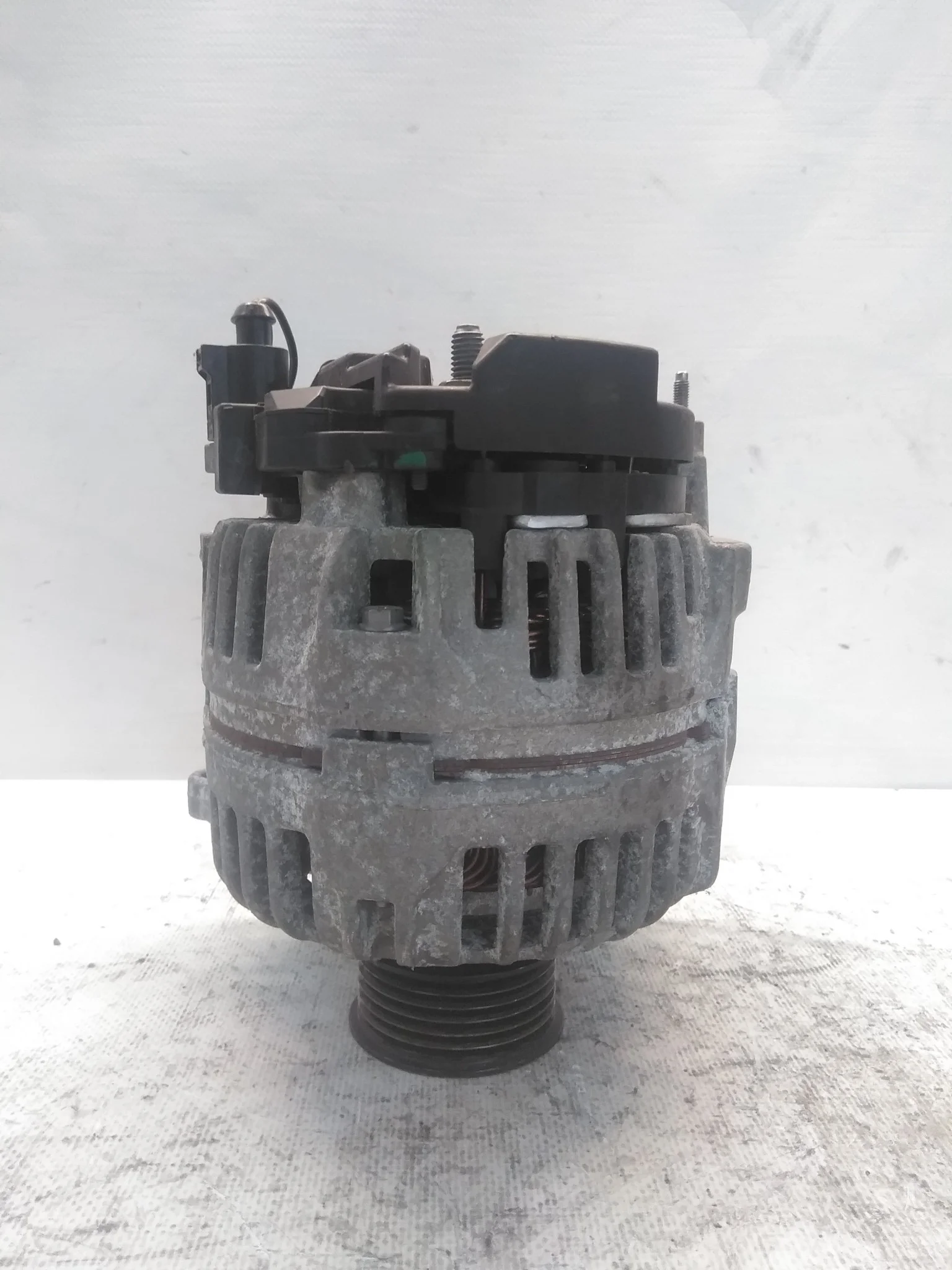 ГЕНЕРАТОР AUDI VOLKSWAGEN SEAT SKODA 028903028D D4121