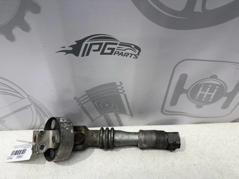 Рулевой кардан Mercedes-benz 2005 W203