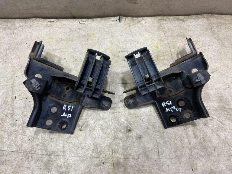 Кронштейн фары Nissan Pathfinder R51 2006-2010