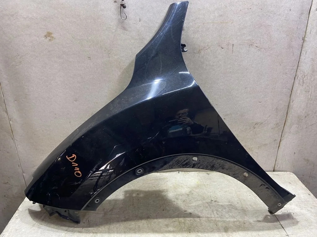 Крыло переднее левое Nissan Juke YF15 2016