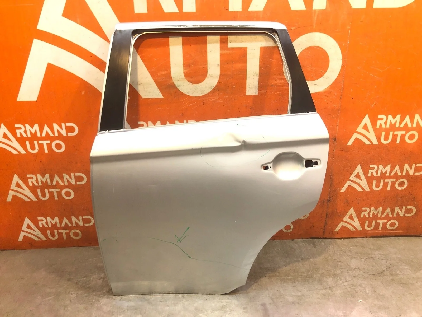 Дверь Mitsubishi Outlander 2012-2015 3