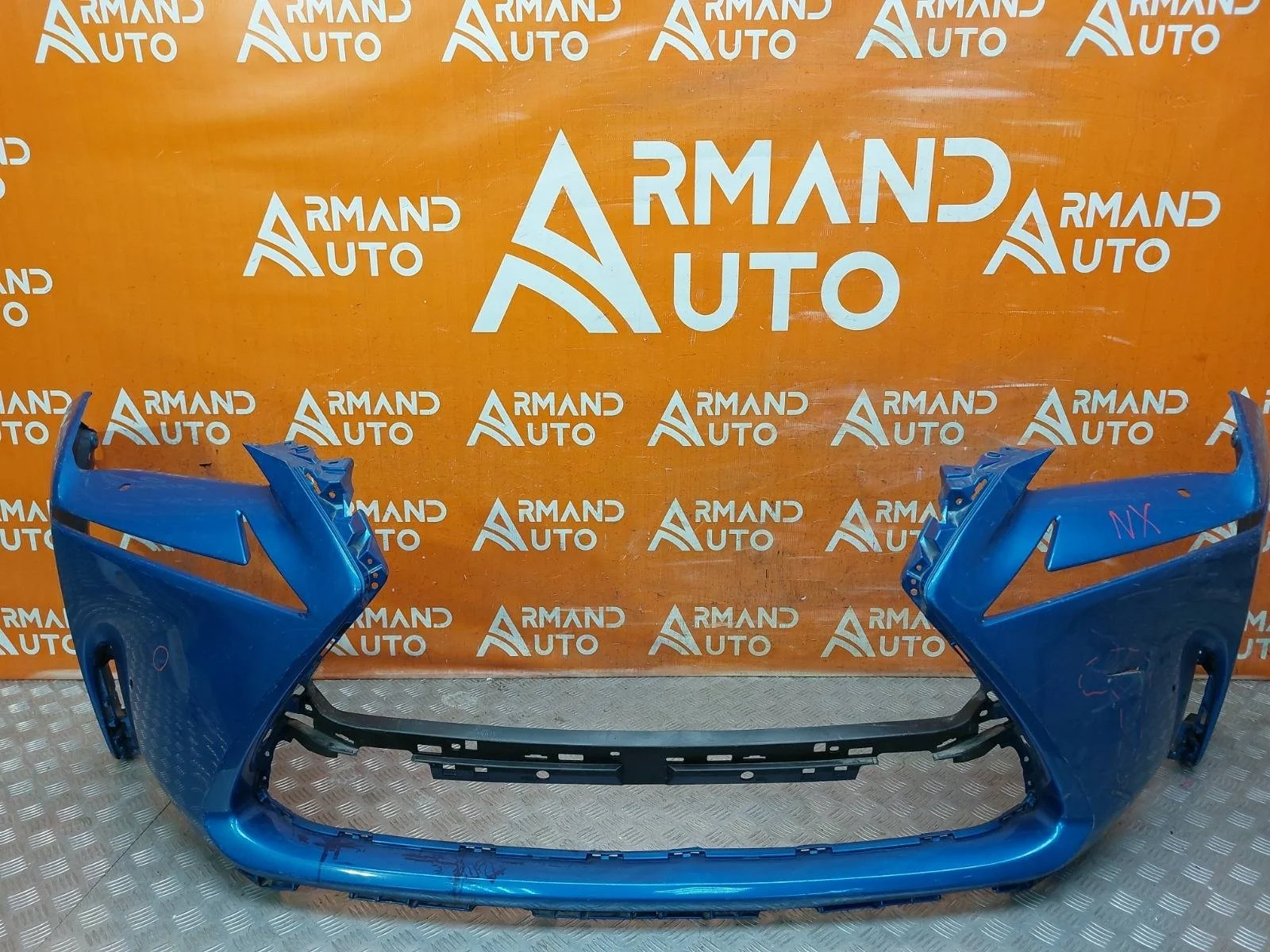 Бампер Lexus NX 2014-2017