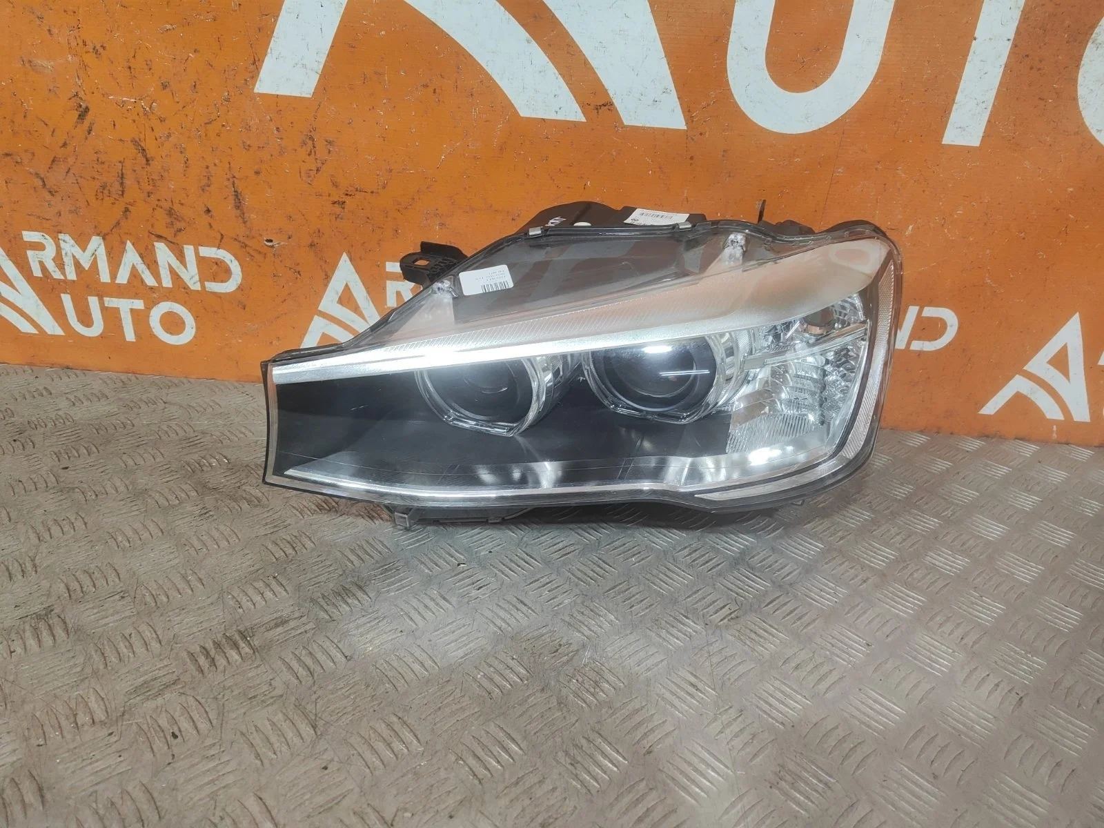 Фара BMW X3 2014-2017 F25