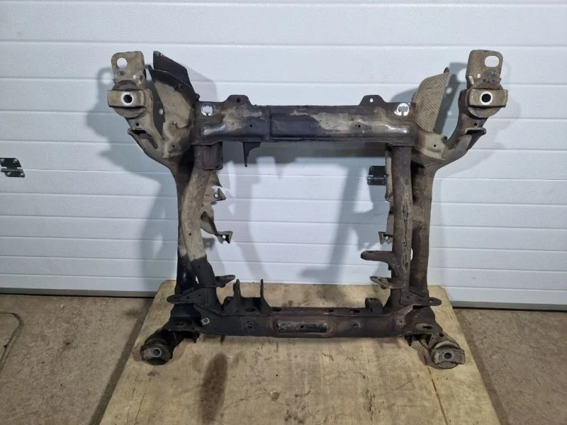 Подрамник Mercedes-Benz ML164 2006