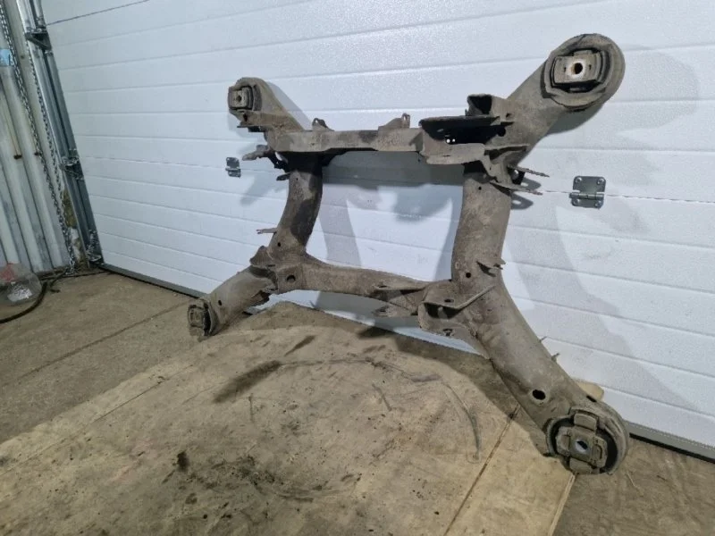 Балка подвески Mercedes-Benz ML164 2006