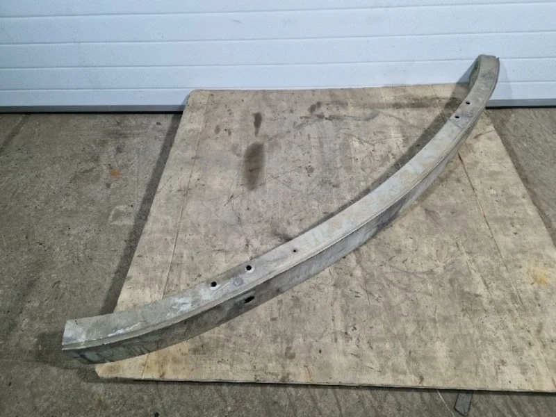 Усилитель бампера Mercedes-Benz ML164 2006