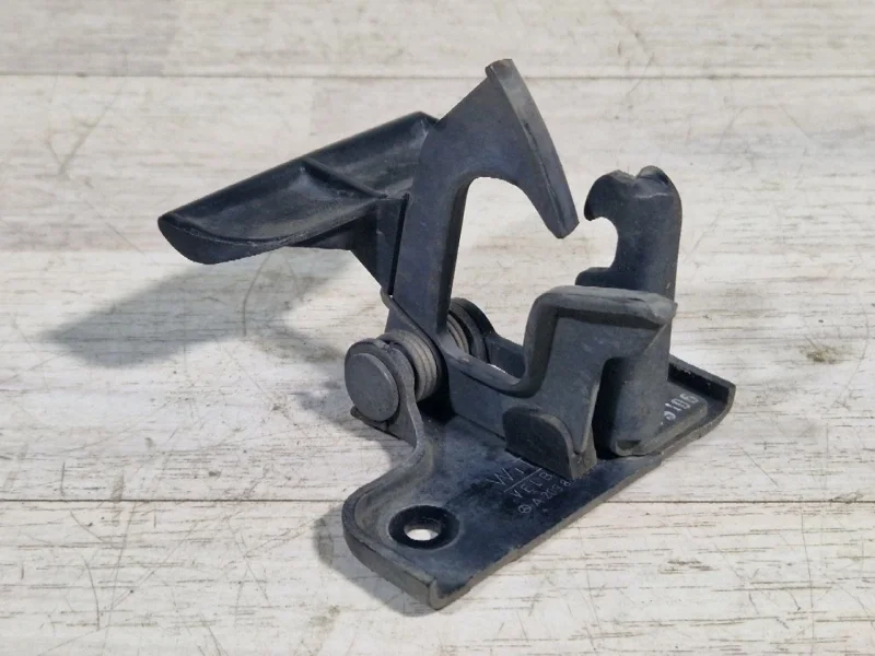 Замок капота Mercedes-Benz ML164 2006