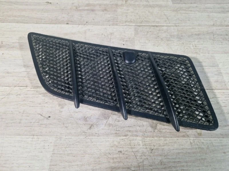Решетка капота Mercedes-Benz ML164 2006