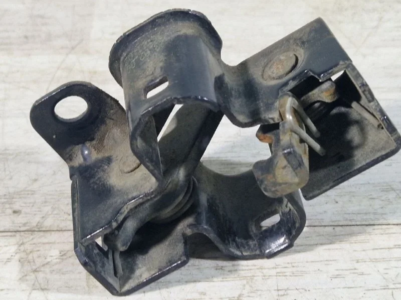 Замок капота Mercedes-Benz ML164 2006