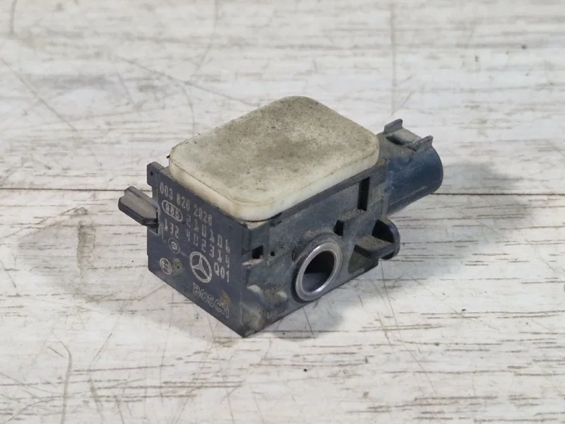 Датчик удара Mercedes-Benz ML164 2006