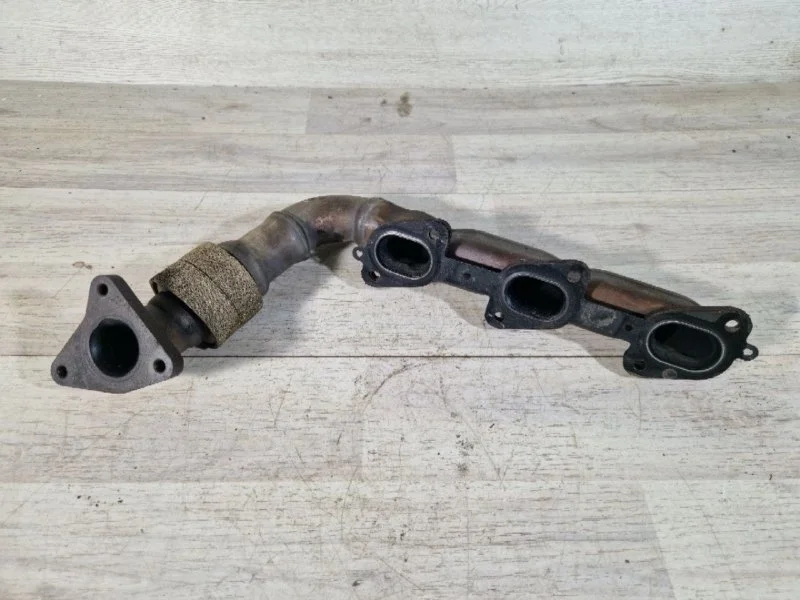 Коллектор выпускной Mercedes-Benz ML164 2006