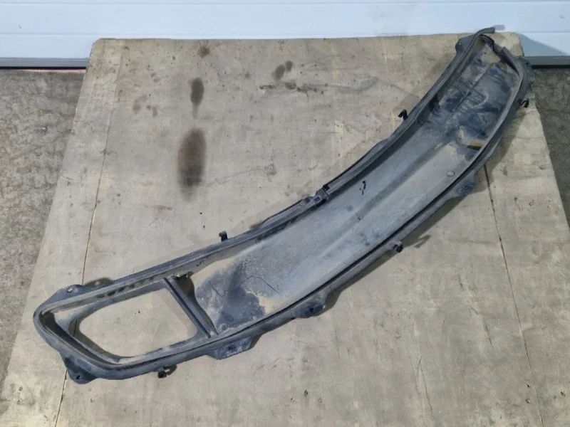 Жабо Mercedes-Benz ML164 2006