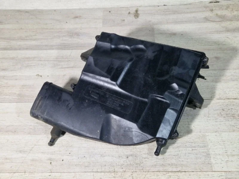 Корпус воздушного фильтра Mercedes-Benz ML164 2006