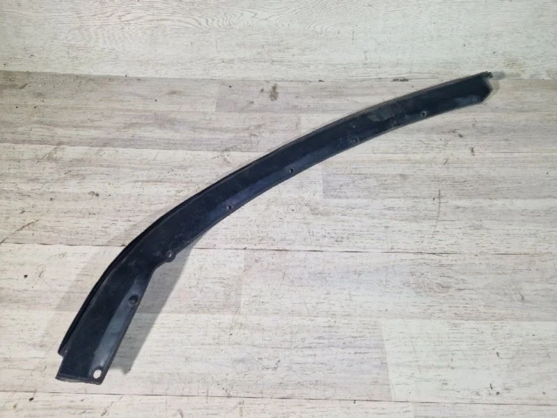 Накладка двери Mercedes-Benz ML164 2006