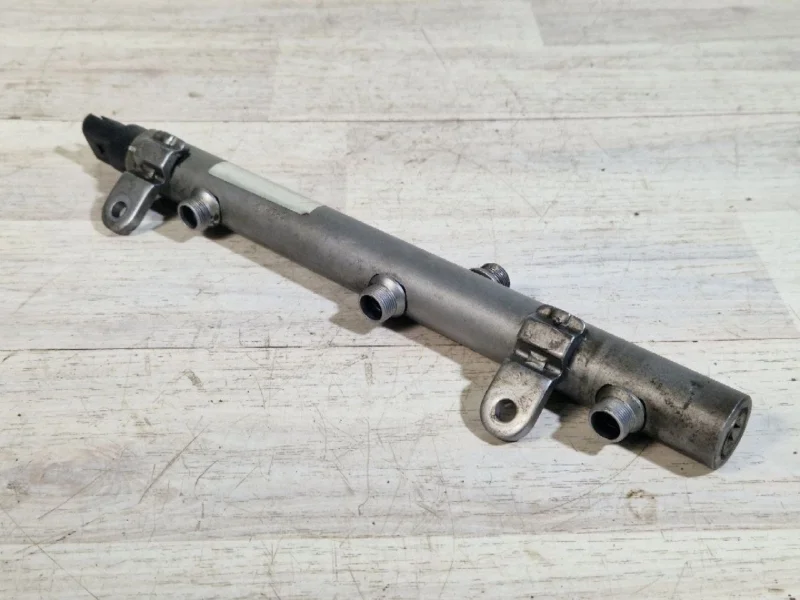 Топливная рампа Mercedes-Benz ML164 2006