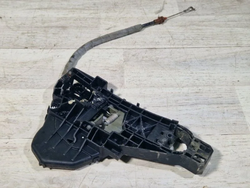 Кронштейн ручки двери Mercedes-Benz ML164 2006