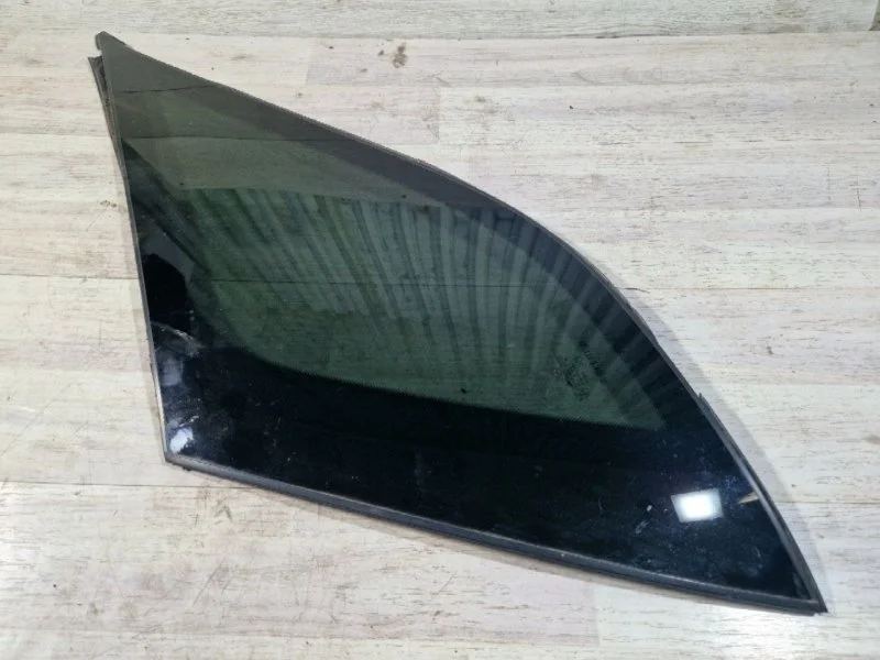 Форточка Mercedes-Benz ML164 2006