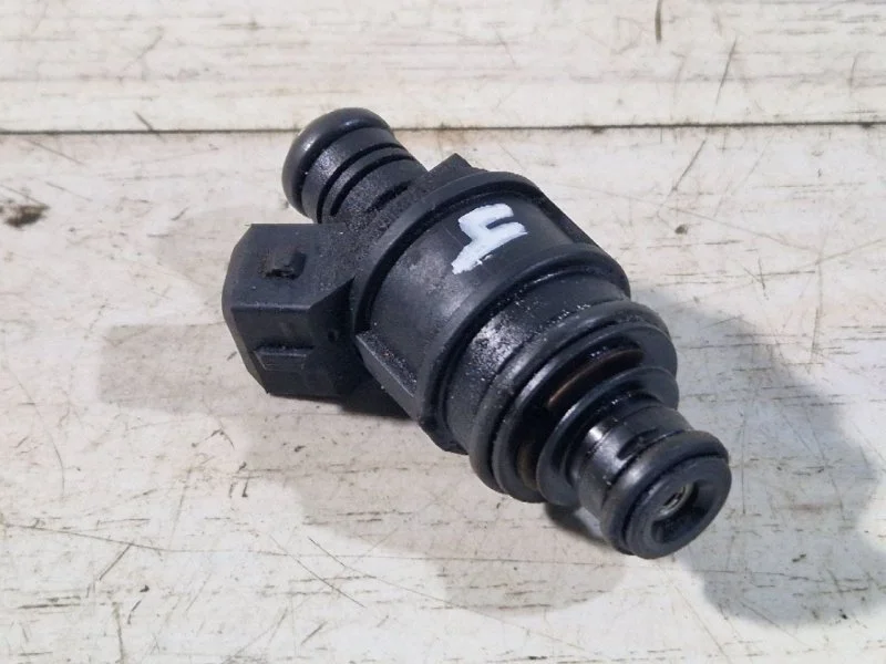 Форсунка Opel Zafira 2004